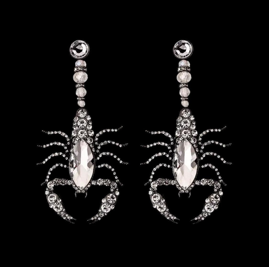 Boucle d’oreille Scorpion